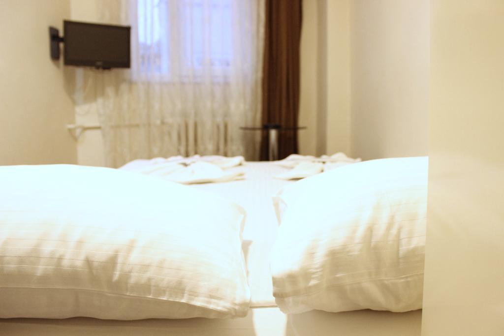 Simge Hotel Istanbul Exterior photo